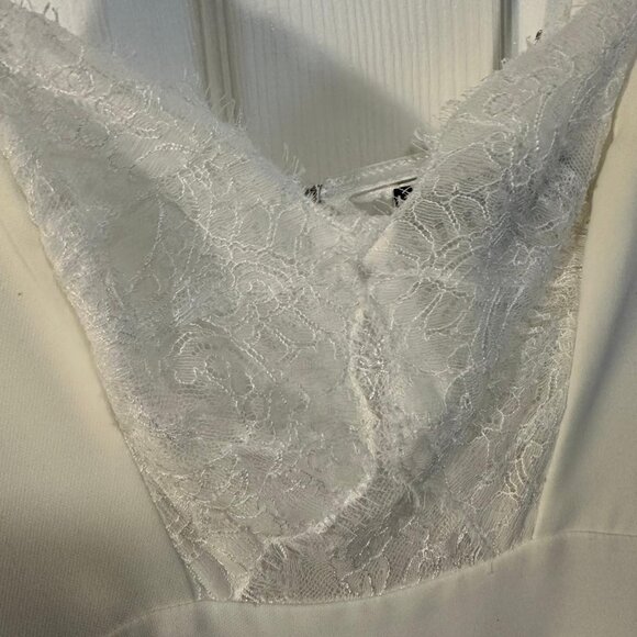 The Perfect most Glamorous White Jumpsuit! Elegant with a seamless fit! - Picture 5 of 8